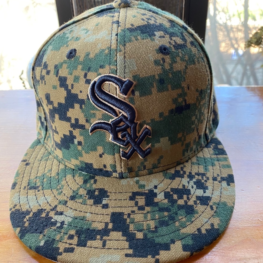 Fitted Pixel Camo White Sox Hat